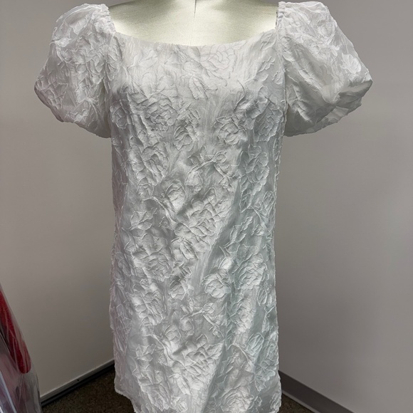 She and Sky Dresses & Skirts - NWT She & Sky White Puff Sleeve Sheath